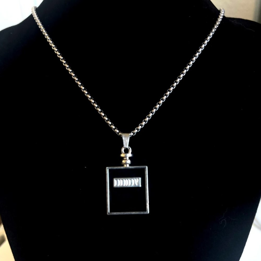 Pendant Necklace